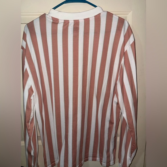 Guess Pink and White Casual Top - Picture 3 of 3